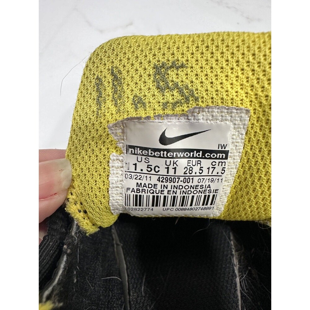 NIKE Kids ENDURANCE TRAINER Lace Sneakers Tennis Shoes Black Yellow Size 11.5 - Picture 7 of 7